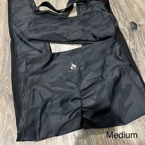 Ryderwear black camo bra and leggings